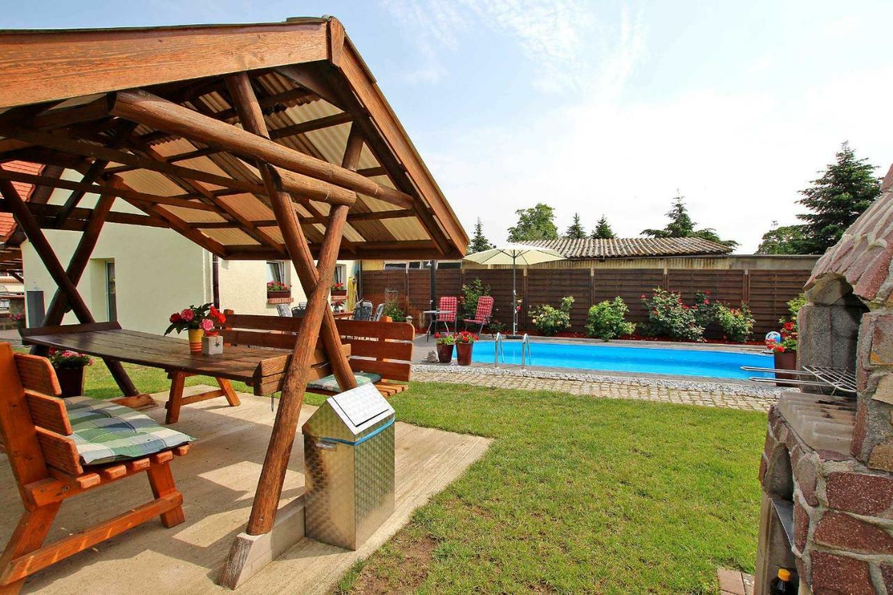 Ferienhauser Mit Pool Kummerow Schw 1010 Esterno foto