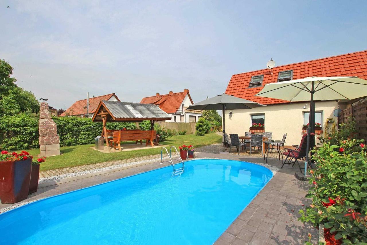 Ferienhauser Mit Pool Kummerow Schw 1010 Esterno foto