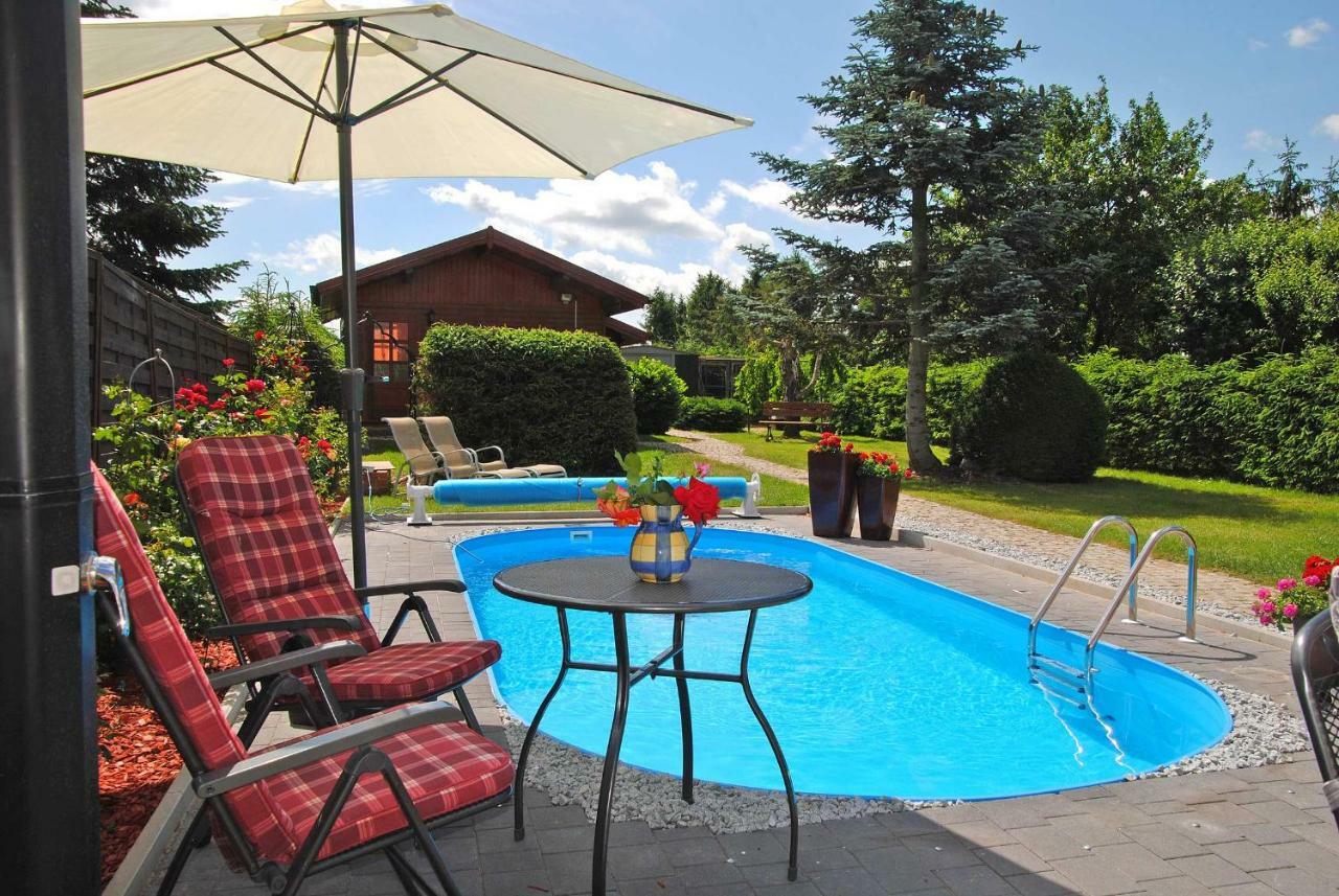 Ferienhauser Mit Pool Kummerow Schw 1010 Esterno foto